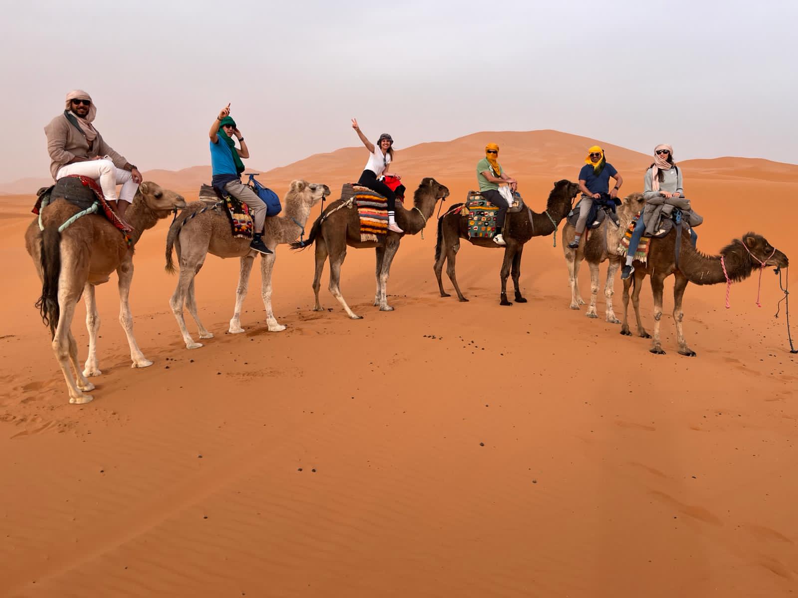 2 Dias Excursion 2 Noches En Merzouga Montar Los Camellos